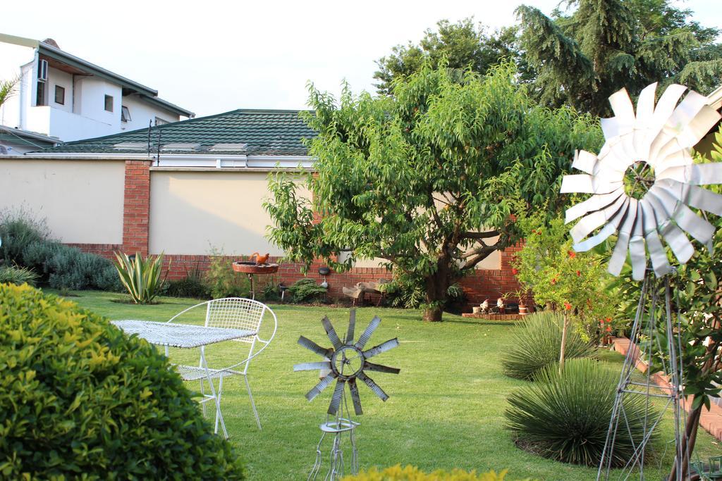 Mendelssohn Manor Guest House Randburg ห้อง รูปภาพ